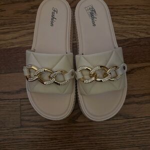 Women's Cream Slide Sandals with Gold Chain